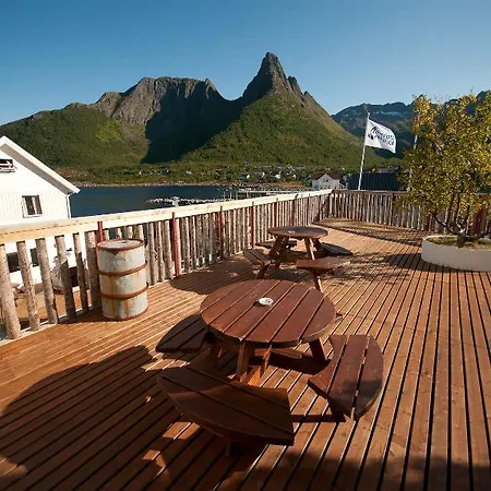 Mefjord Brygge Hotel 5*